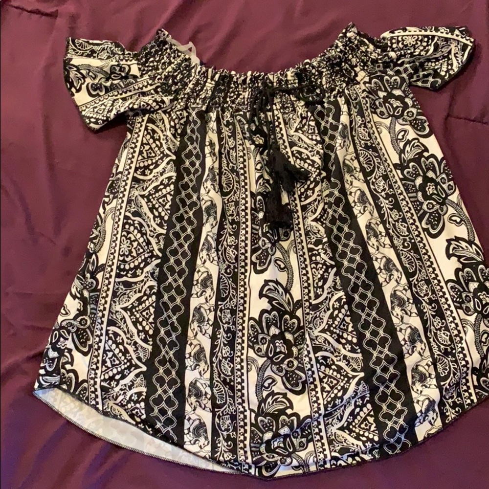 Super cute off the shoulder top